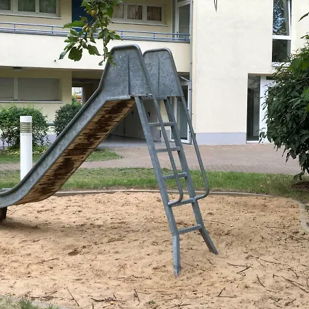 Sonnige Im Zentrum Mit Terrasse U Tiefgarage - Netflix & Prime Apartment